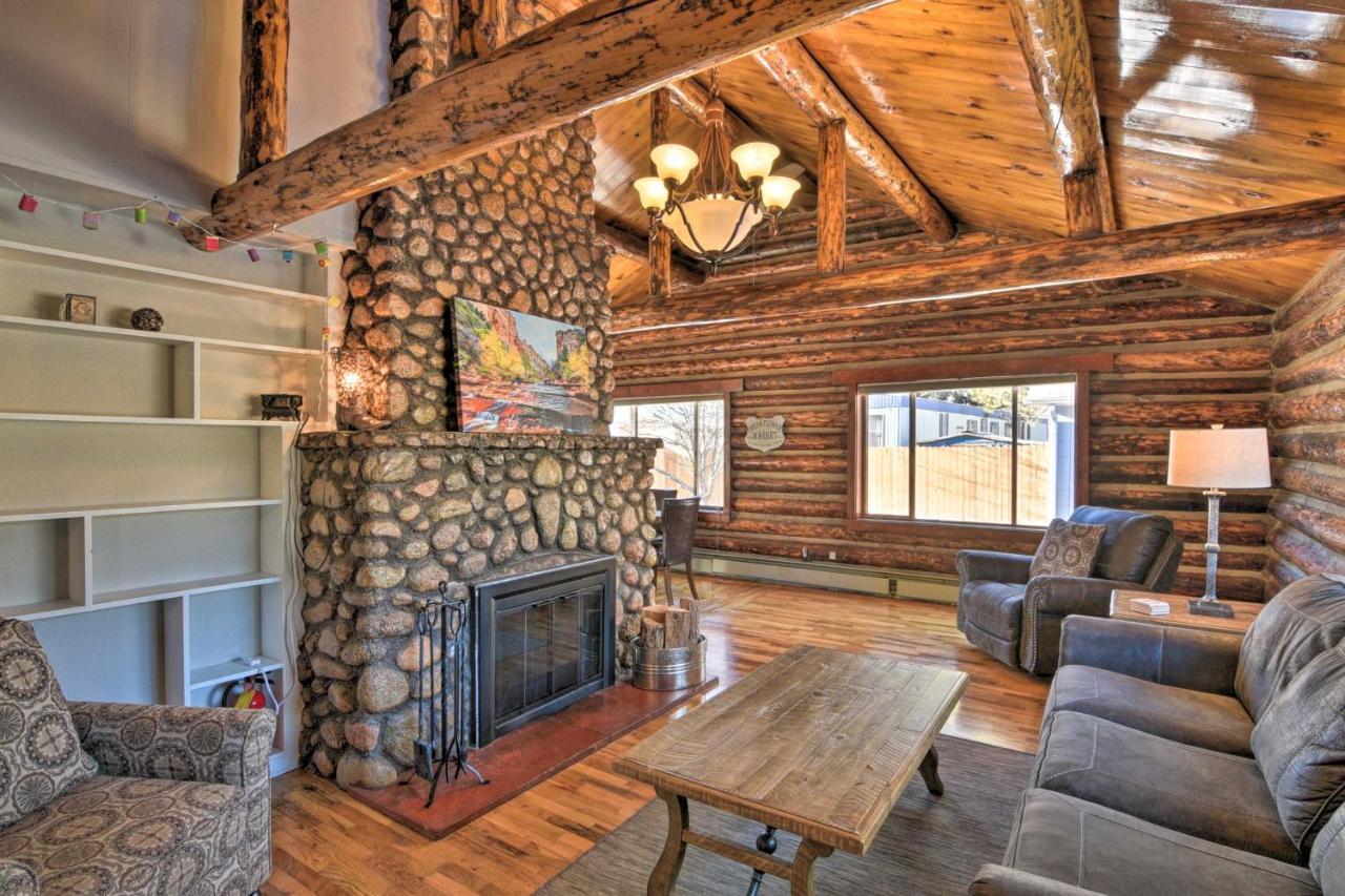 Downtown Buena Vista Cabin With Patio And Grill! エクステリア 写真